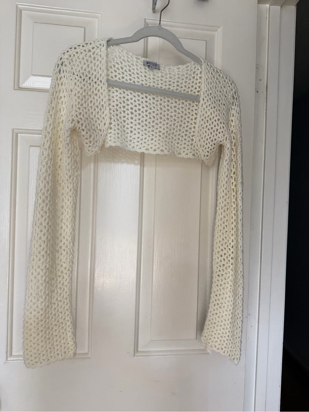 Beginning Boutique Cream Open-Weave Cropped Bolero